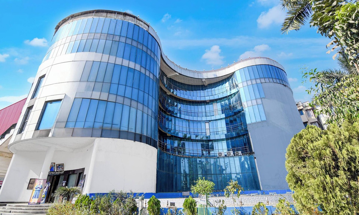 Rajarhat Hotel | Fabhotel Aqua Villa
