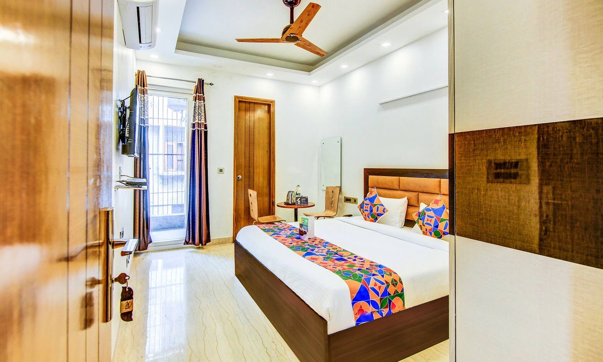 Lajpat Nagar Hotel | Fabhotel Floyd