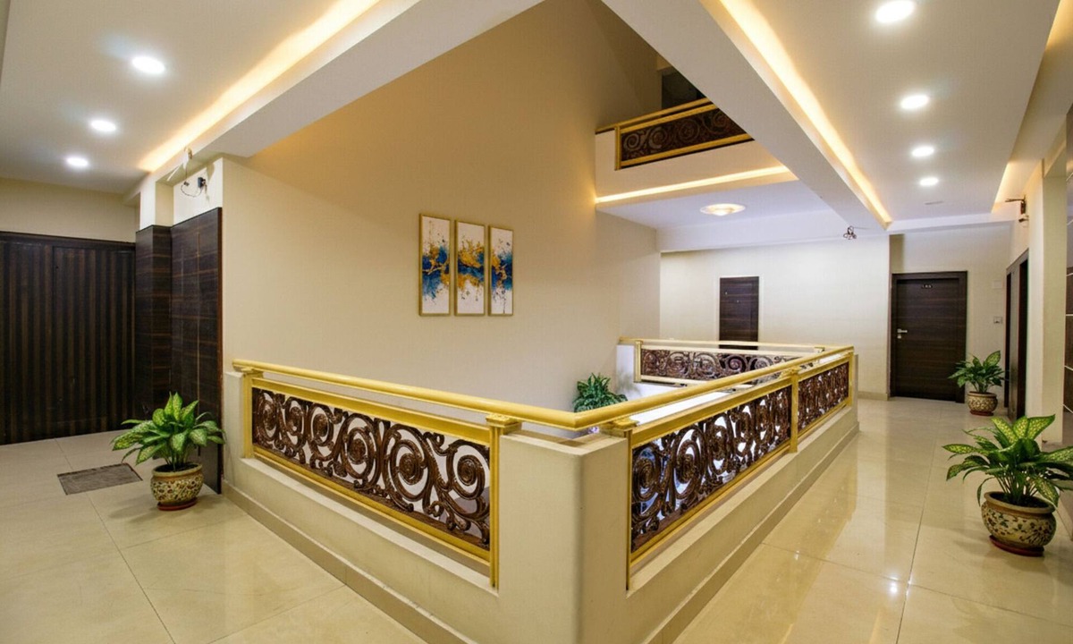 Maharana Pratap Nagar Hotel | FabHotel Kamla Regency - Rani Kamlapati Station