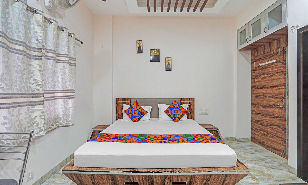 Alandi Hotel | FabHotel Kaveri Executive - Nr Alandi vithoba temple