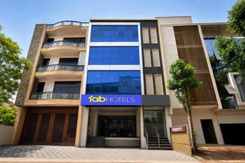 Mansarovar Hotel | FabHotel Maruti - Near Jawahar Circle, Patrika Gate