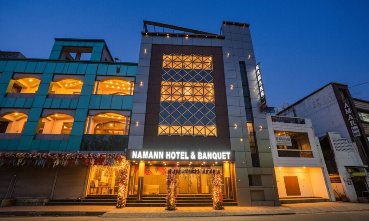 Kanpur Hotel | Fabhotel Naman