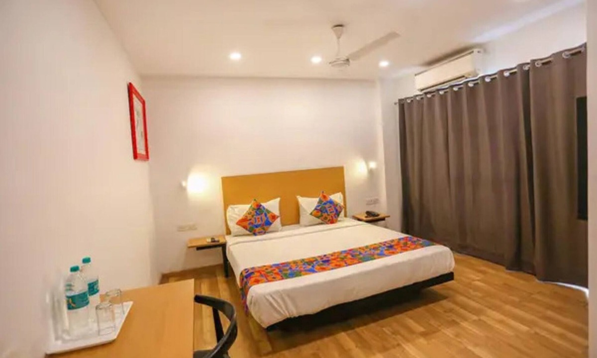 Jaipur Hotel | Fabhotel Nishkarsh