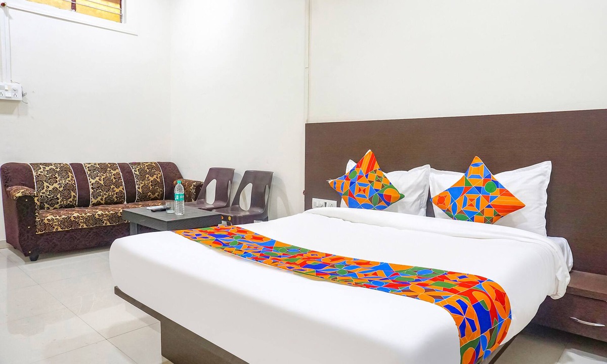 Nashik Hotel | FabHotel Om Sai I