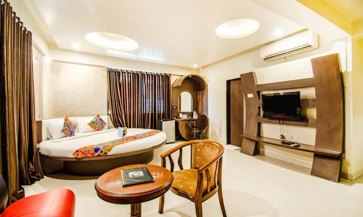 Wakad Hotel | Fabhotel Prime Sanket Inn