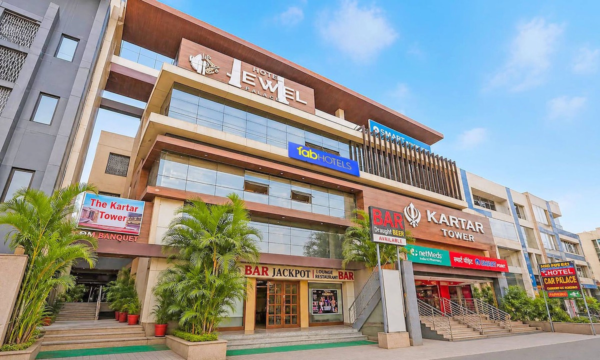 Maharana Pratap Nagar Hotel | FabHotel Prime The Kartar Tower, Rani Kamalapati Railway Station