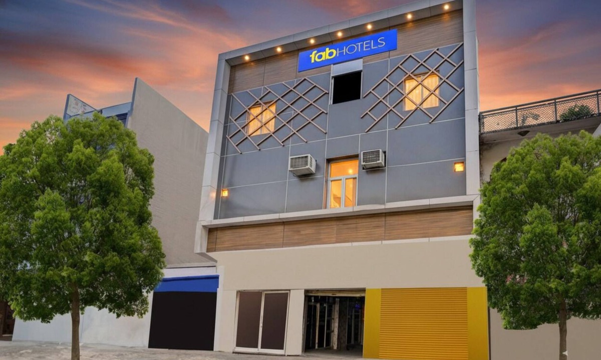 Kanpur Hotel | Fabhotel Ratraksh