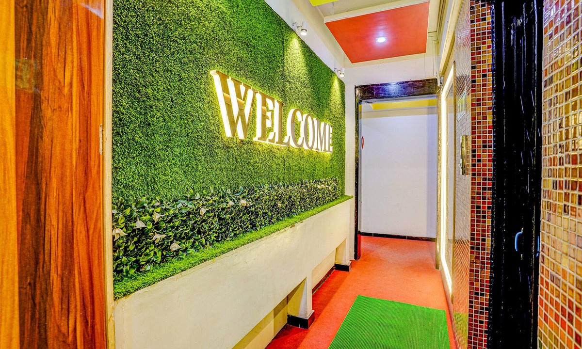 Nashik Road Hotel | FabHotel Sai Chatra