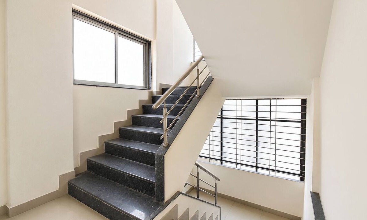 Pune Hotel | Fabhotel Silver Star