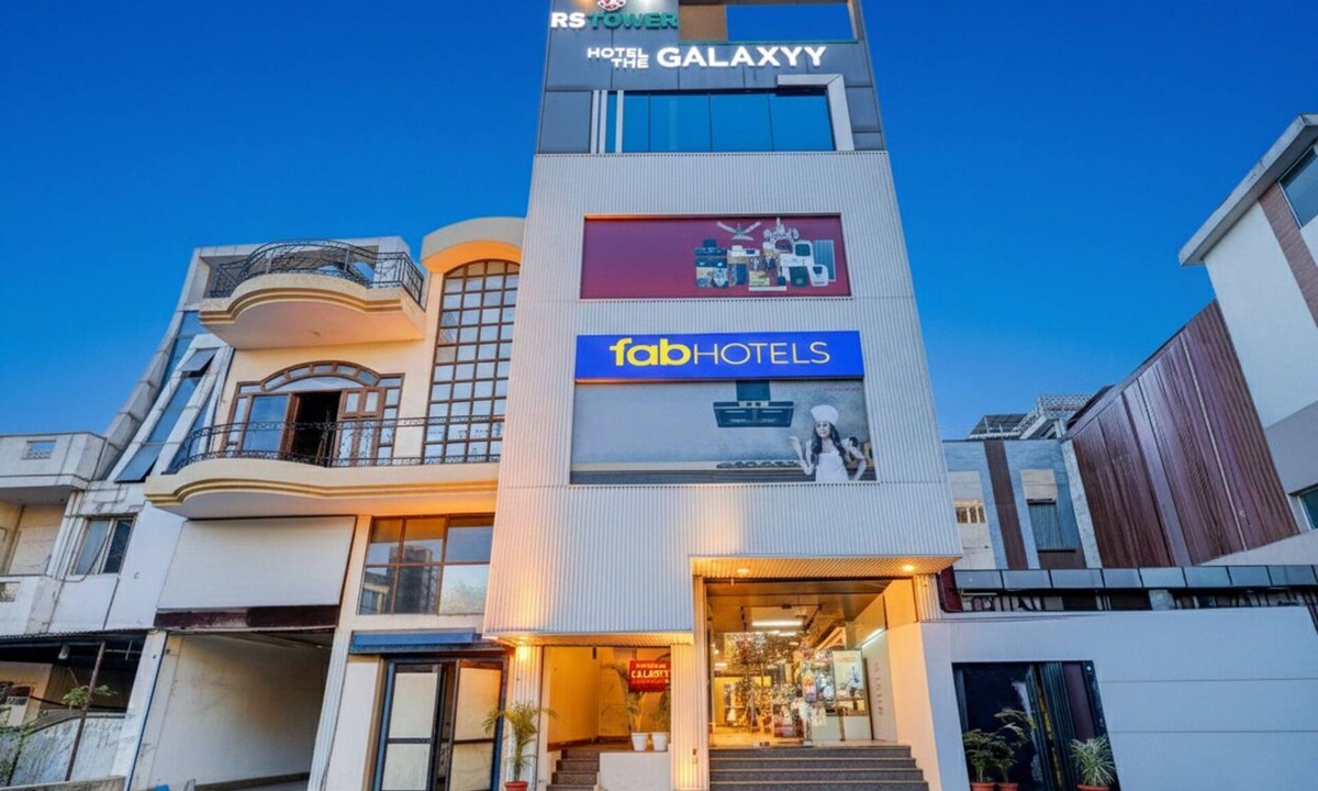Faridabad Hotel | Fabhotel The Galaxy