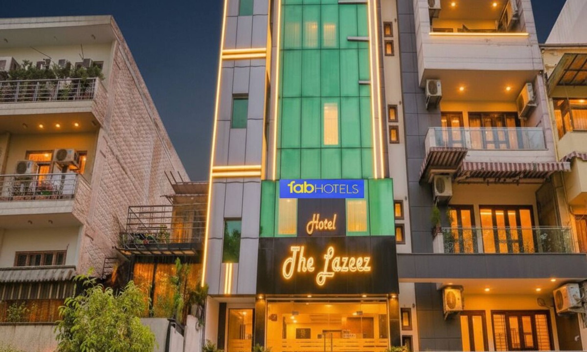 Lajpat Nagar Hotel | Fabhotel The Lazeez