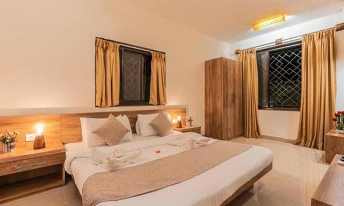 Penha de Franรงa Hotel | FabHotel Vihasta Gold Nest