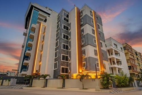 Kondapur Hotel | FabHotel White House Leo