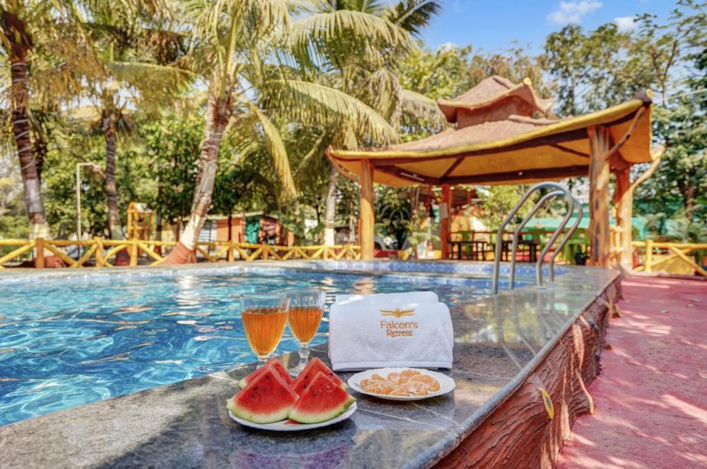 Paud Hotel | Falcon's Retreat