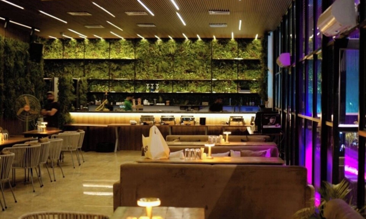 New Town Hotel | FIRANGIPANI SUITES