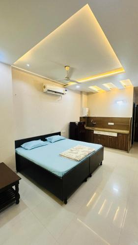 Malviya Nagar Apartment | Flat in Malviya Nagar Near GT & WTP