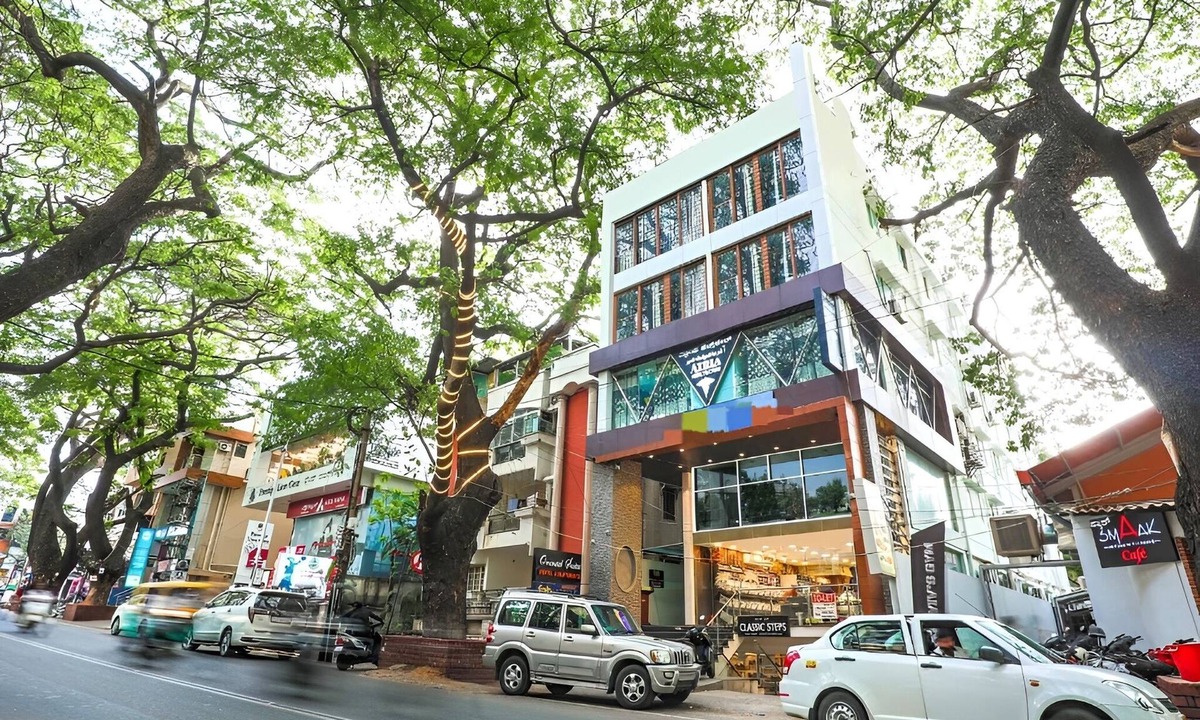 Pulikeshi Nagar Hotel | Frazer Suites