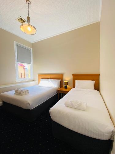 Blackheath Hotel | Gardners Inn Hotel