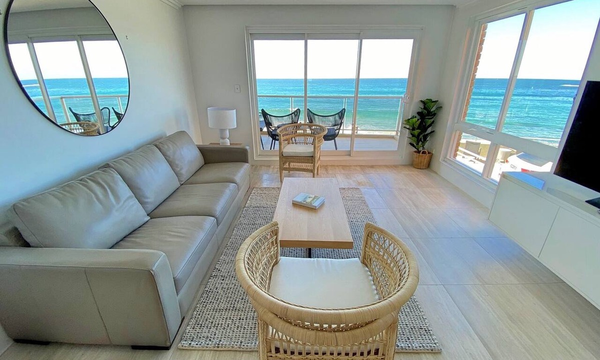 Cronulla Apartment | Gobsmacking Views 2, with Direct Beach Access
