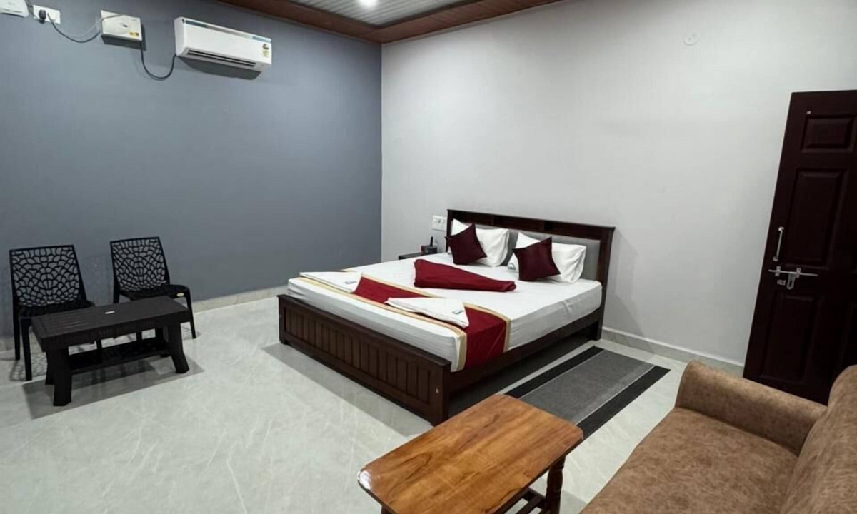 Hireguthi Hotel | Golden Beach Resort Gokarna