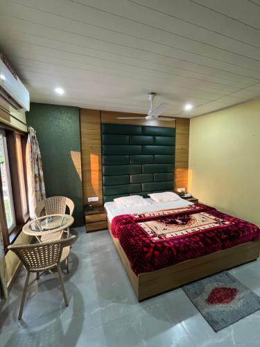 Chalsa Hotel | Gorumara Jungle Resort