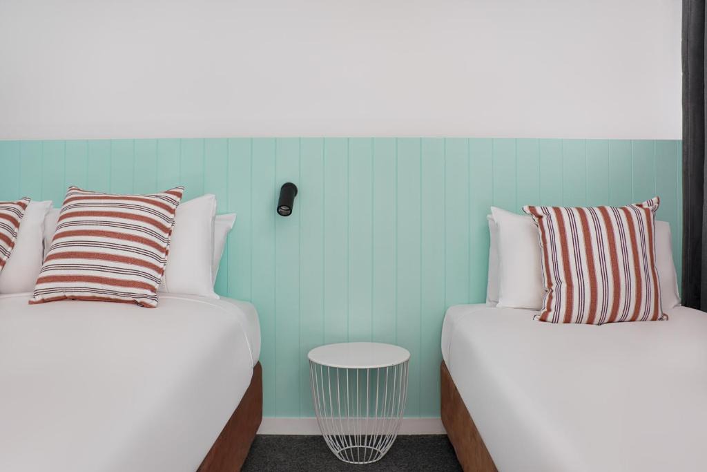 West Gosford Hotel | Gosford Palms Motor Inn