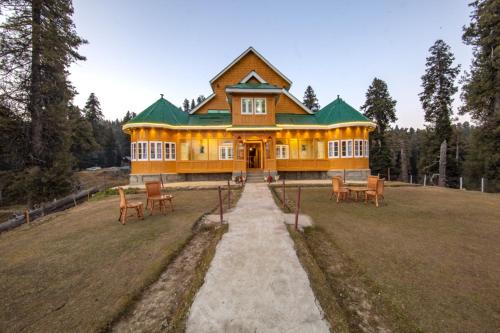 Srinagar Hotel | Gulmarg Ski Hill Resort
