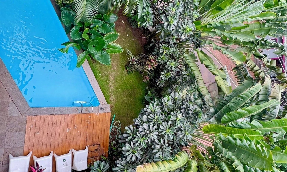 Gauravaddo Bed & Breakfast | Half Hotel