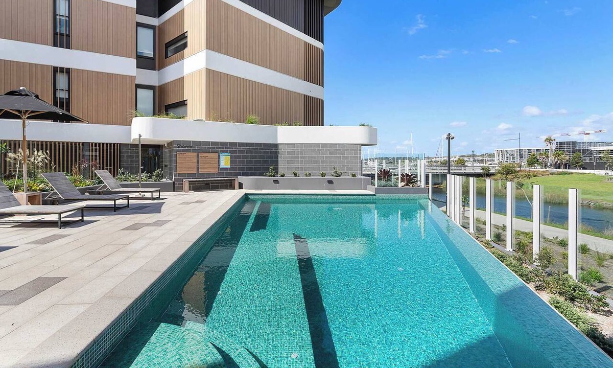 Shell Cove Apartment | Harbourside Delight - Waterfront Oasis