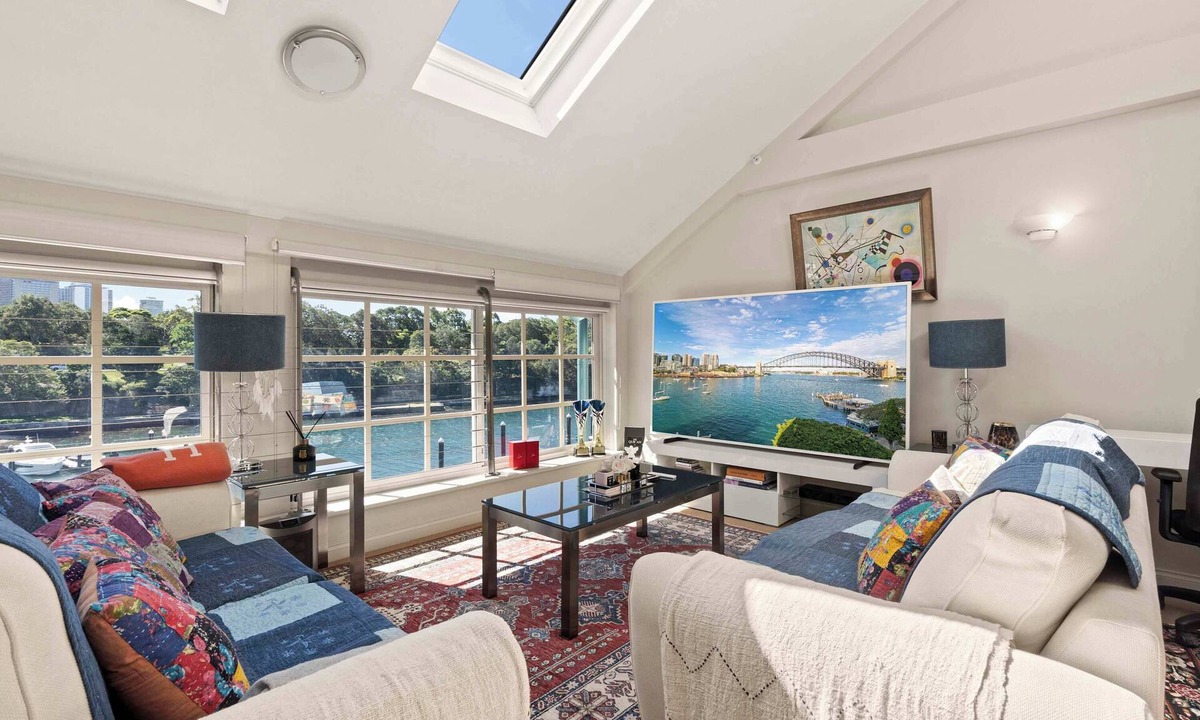 Woolloomooloo Apartment | Harbourside Haven on Finger Wharf