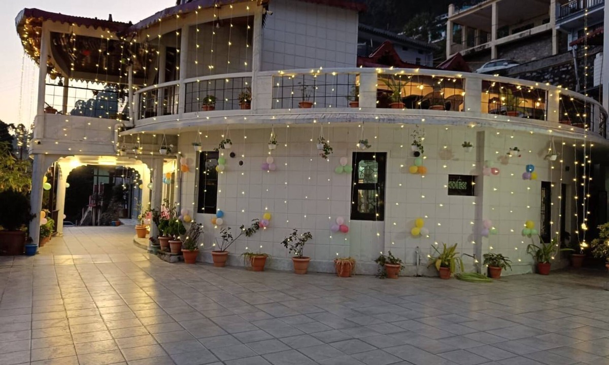 Bhowali Hotel | Haya palace