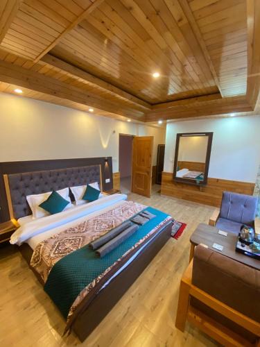 Manali House | Heavenly Peaks - Hilltop Homestay