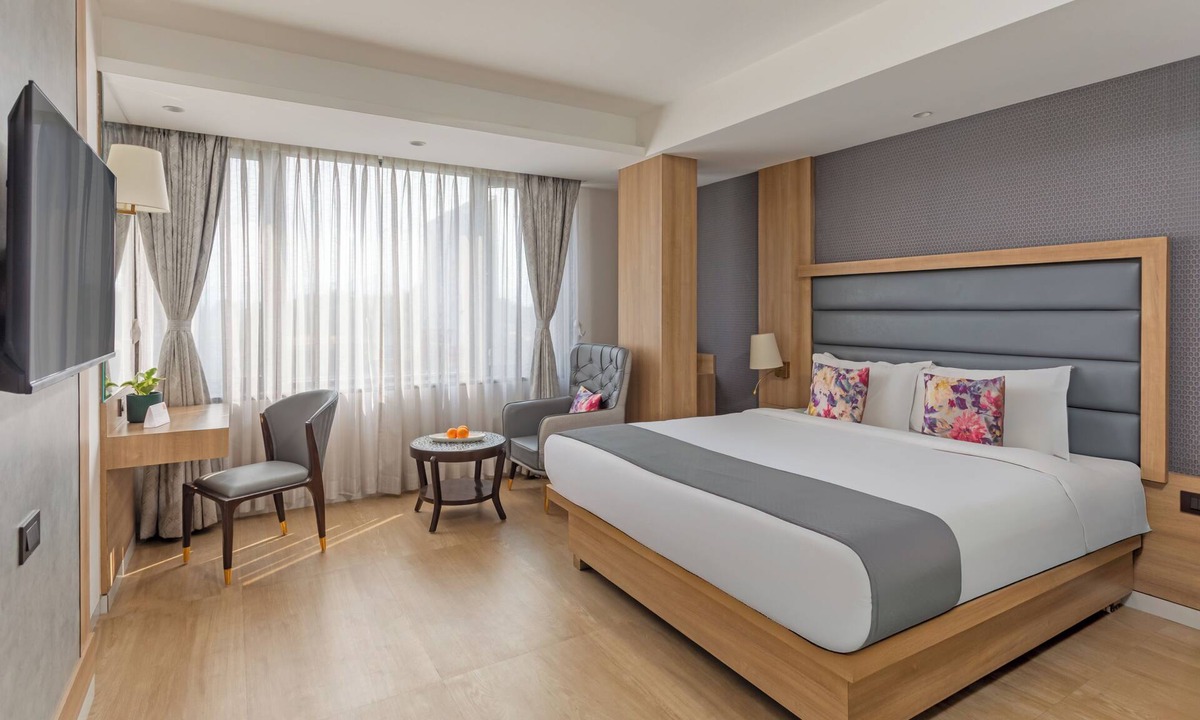 Lonavala Hotel | Hill Berry - A SoVo Hotel