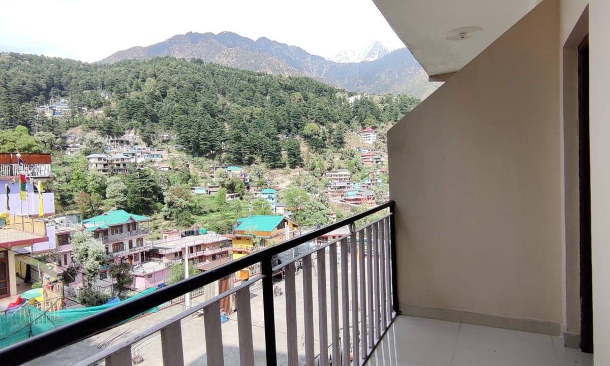 Dharamshala Hotel | Hill Town Jogiwara Rd Dharamshala