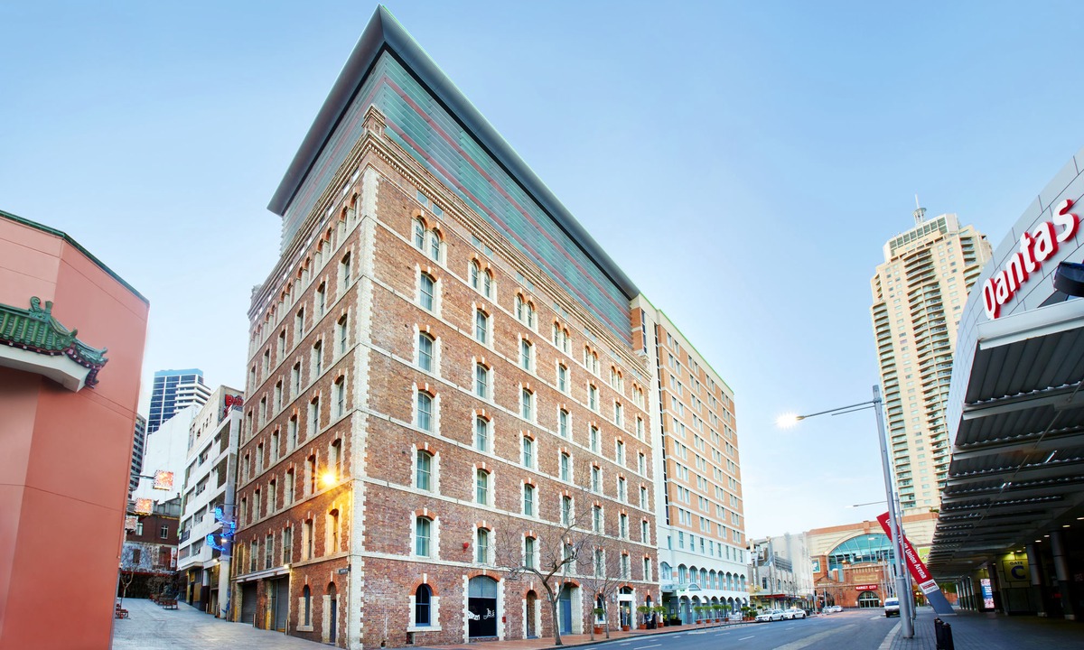 Chinatown Hotel | Holiday Inn Darling Harbour, an IHG Hotel