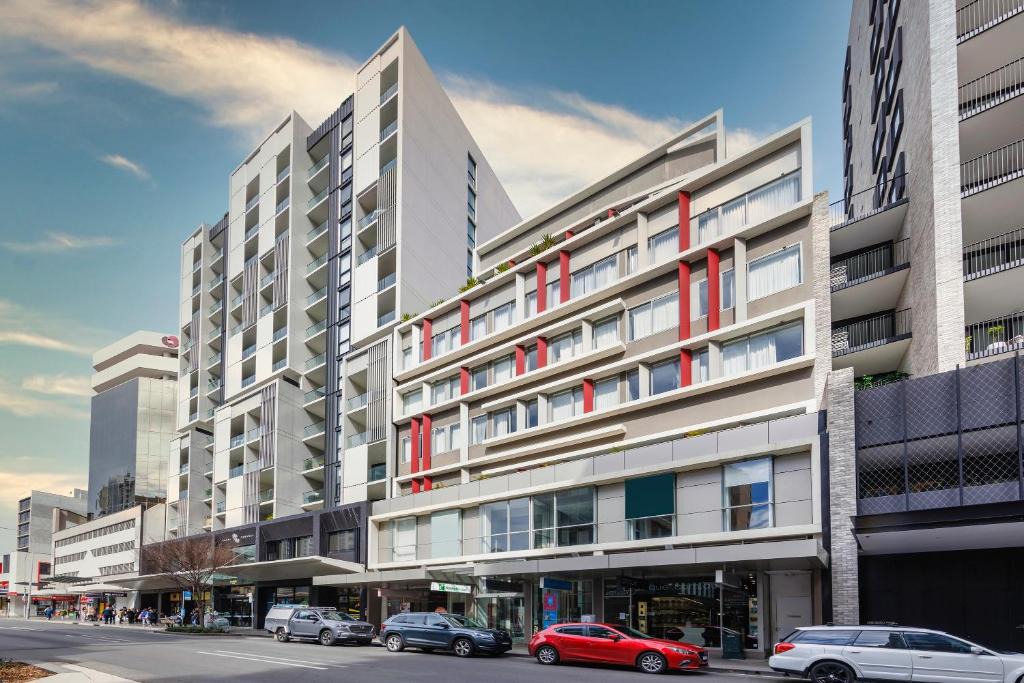 Bondi Junction Hotel | Holiday Inn & Suites Sydney Bondi Junction by IHG