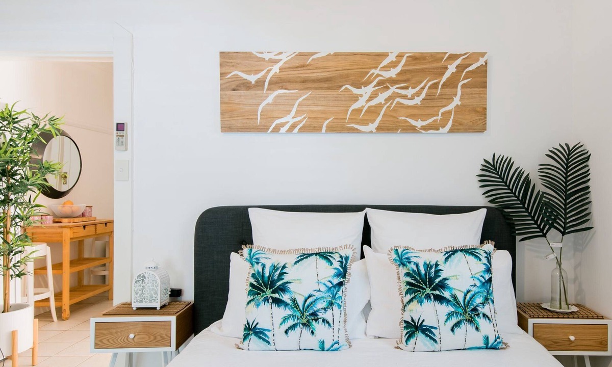 North Bondi Apartment | HolidayRento The Palm House North Bondi