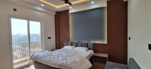 Kalyanpur Hotel | Hopp Inn