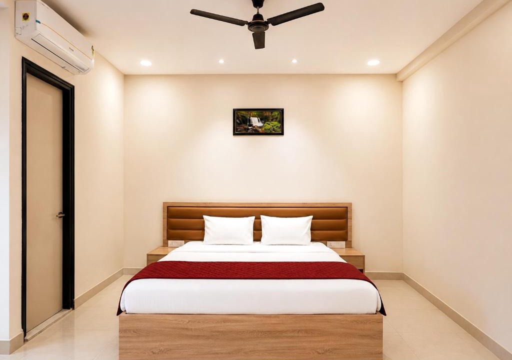 Kanpur Hotel | Hotel 33 Inn