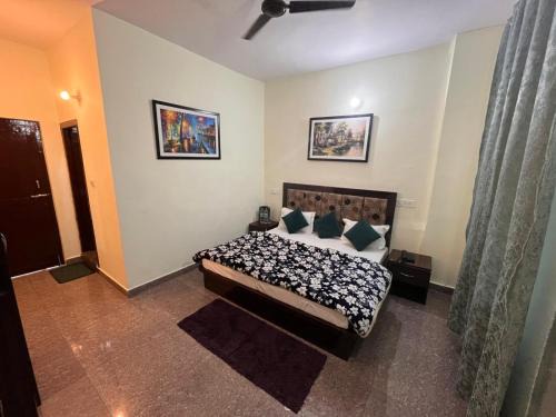 Narainkoti Hotel | Hotel AAA And Restaurant