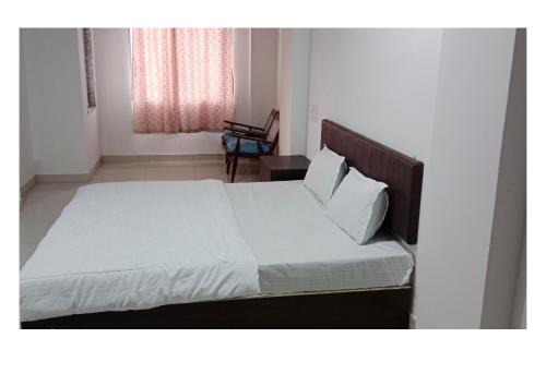 Central Area Hotel | Hotel Aaradhya