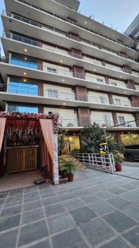 Noida Hotel | Hotel Aarkay Palace