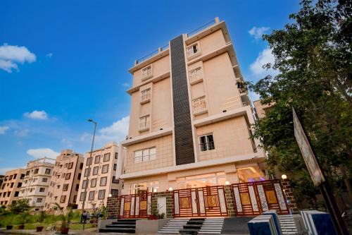 New Town Hotel | Hotel Aarnika Villa