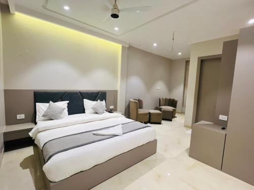 Lucknow Hotel | Hotel Airport Fly Inn