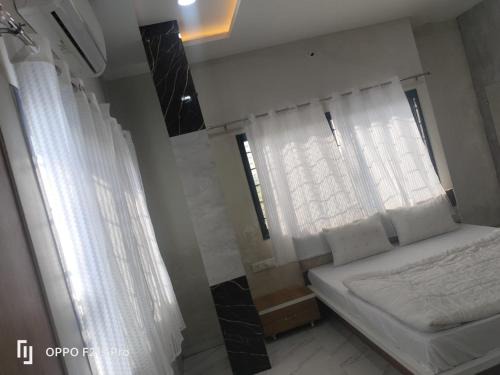 Dhar Hotel | Hotel Anmol And Resort