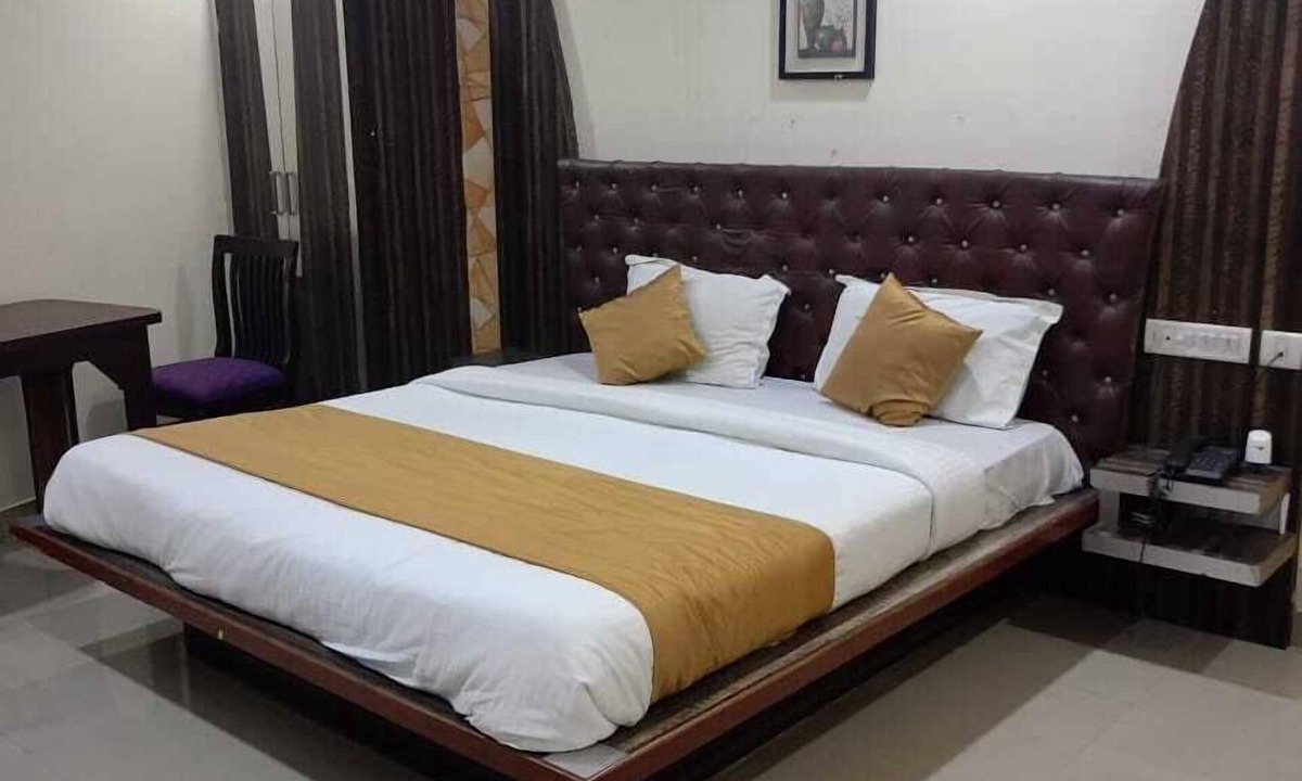 Lakdi Ka Pul Hotel | Hotel Golden Meredian