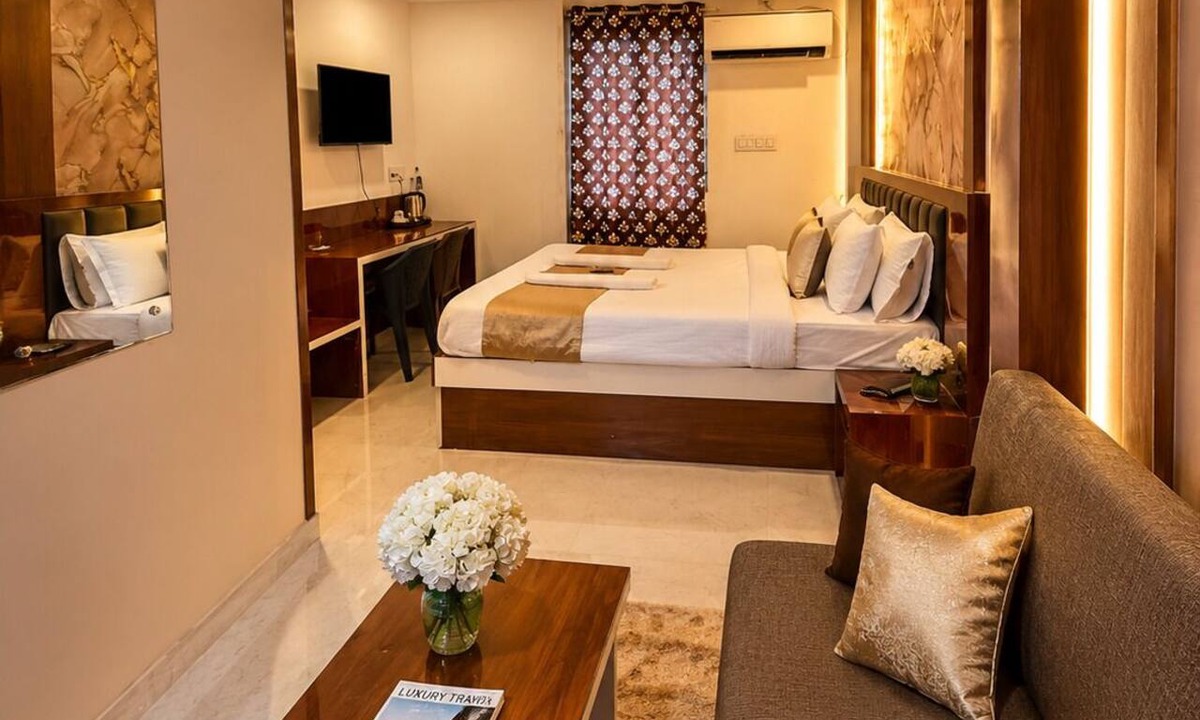 Kolkata Hotel | Hotel Golden Regency