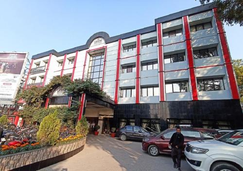 Civil Lines Hotel | HOTEL GRAND CONTINENTAL, civil lines, Prayagraj