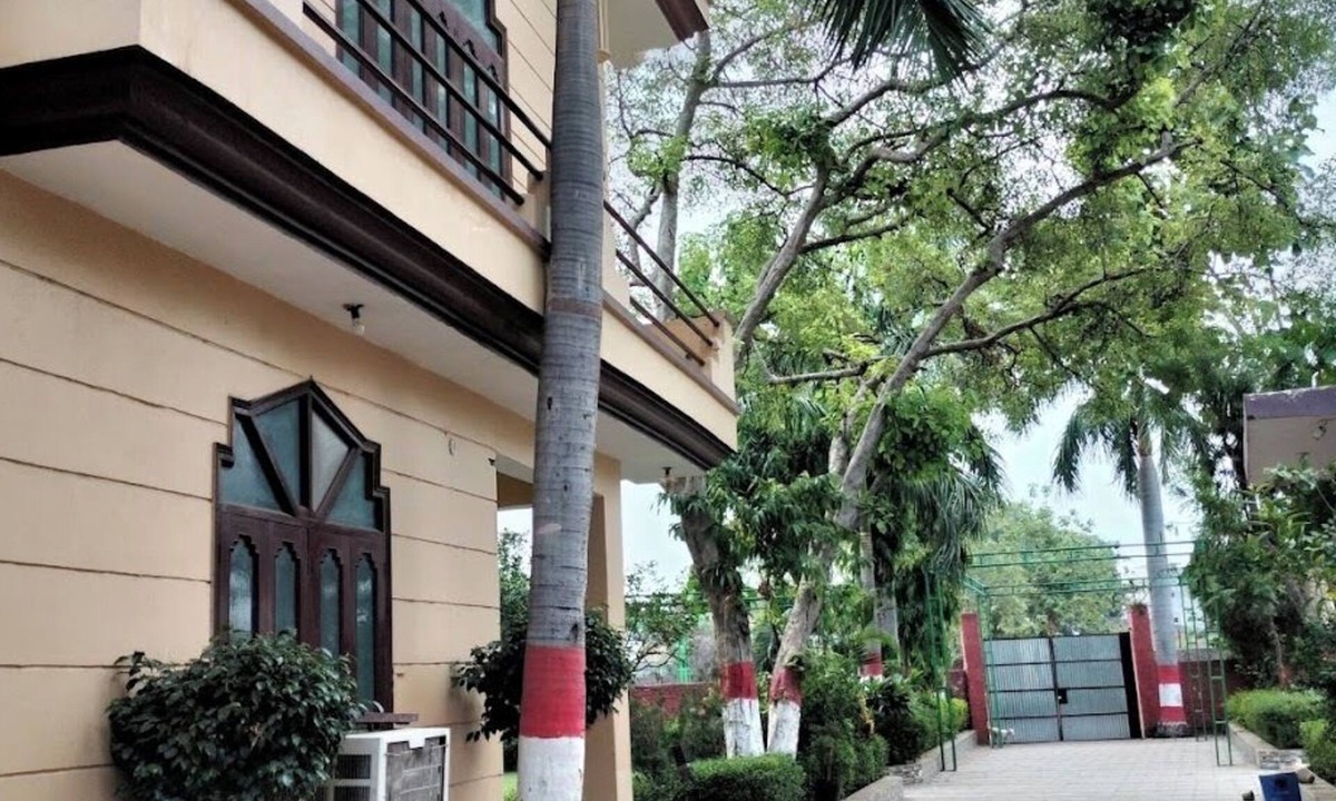 Kannauj Hotel | Hotel Hari Sharanam