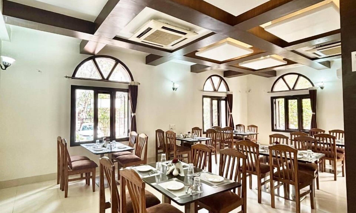 Daulatabad Hotel | Hotel Kailas Residency By Knight Hotel